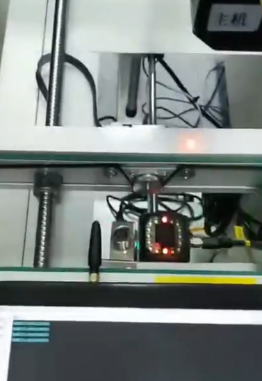 PCB電路板，接駁臺上方下方組網讀碼，主從機掃碼.png
