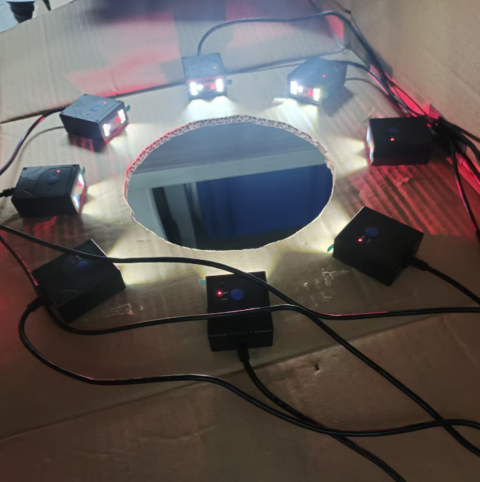 智能飲料瓶子回收機(jī)RVM掃碼固定掃描器嵌入設(shè)備里，360 度無(wú)死角掃碼，精準(zhǔn)捕捉不遺漏！.png